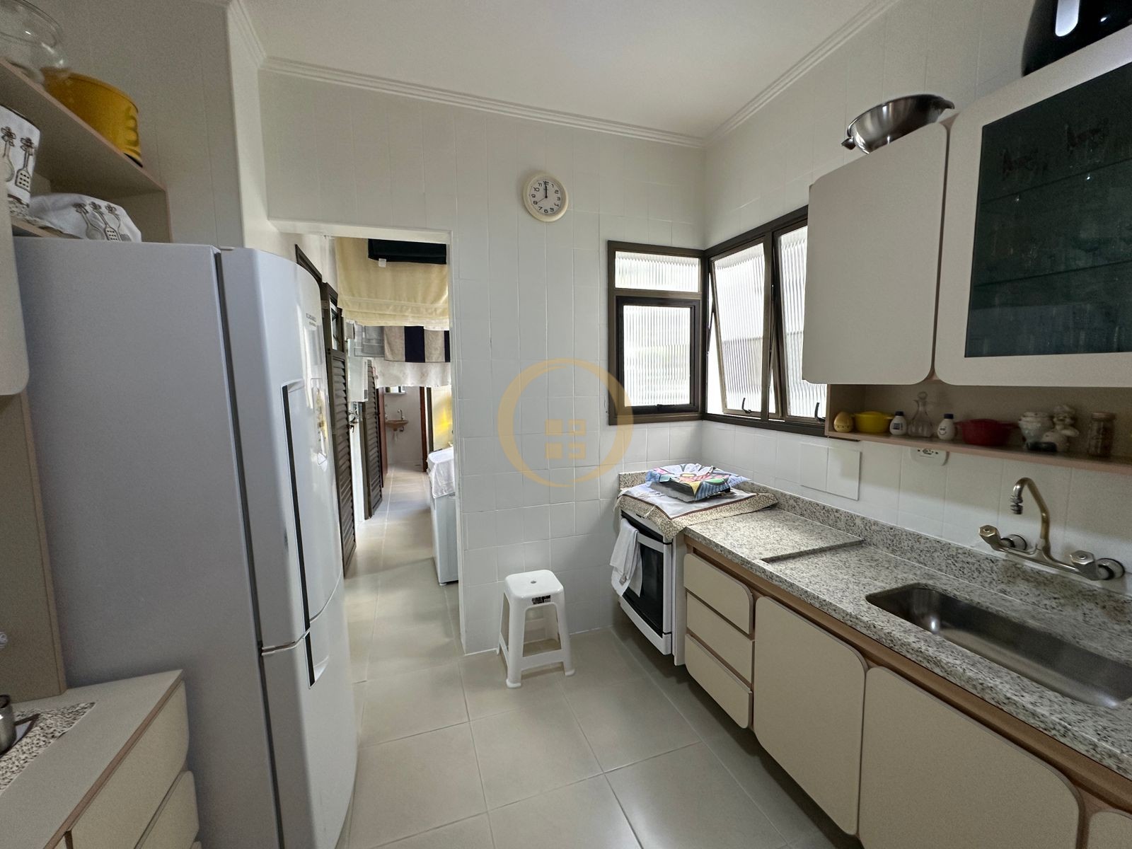 Apartamento, Praia da Pitangueiras, Guarujá - SP
