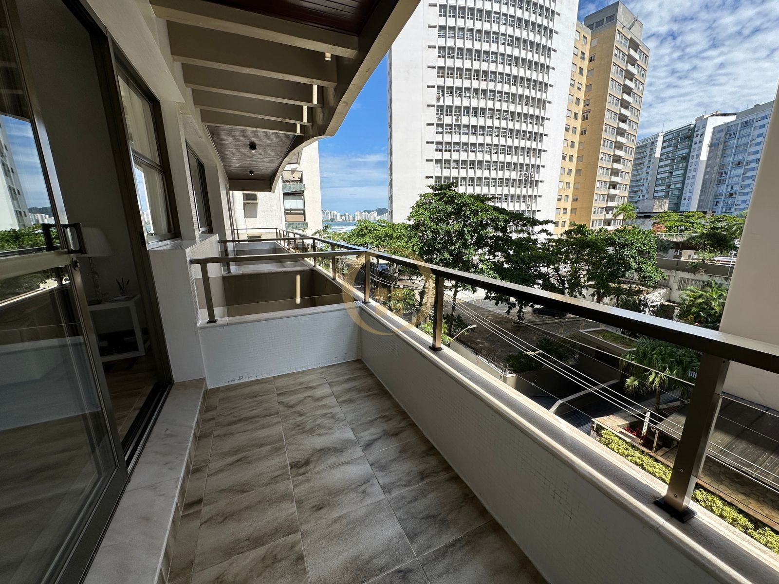 Apartamento, Praia da Pitangueiras, Guarujá - SP