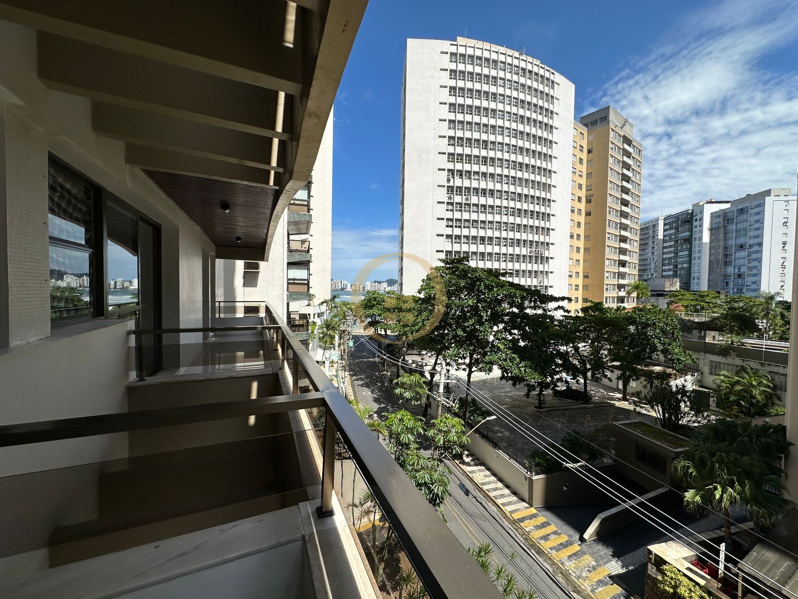 Apartamento, Praia da Pitangueiras, Guarujá - SP