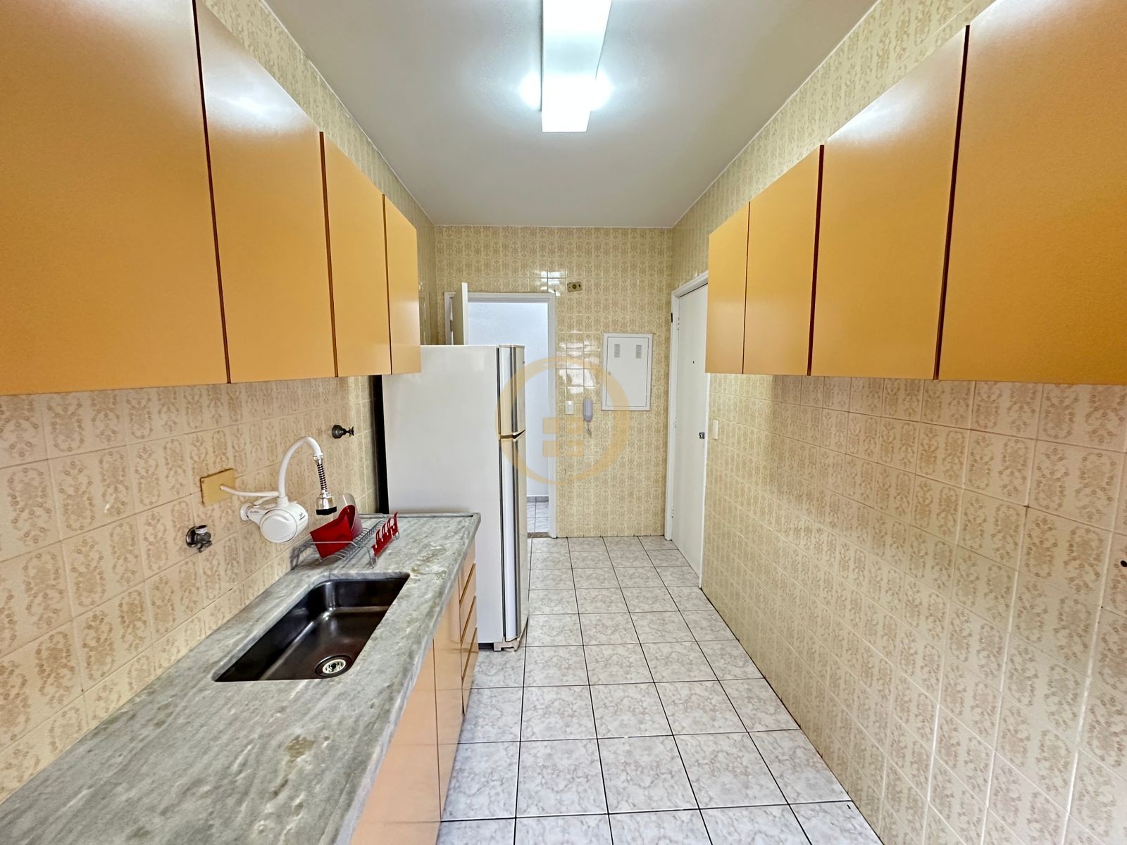 Apartamento na Praia da Pitangueiras, Guarujá-SP
