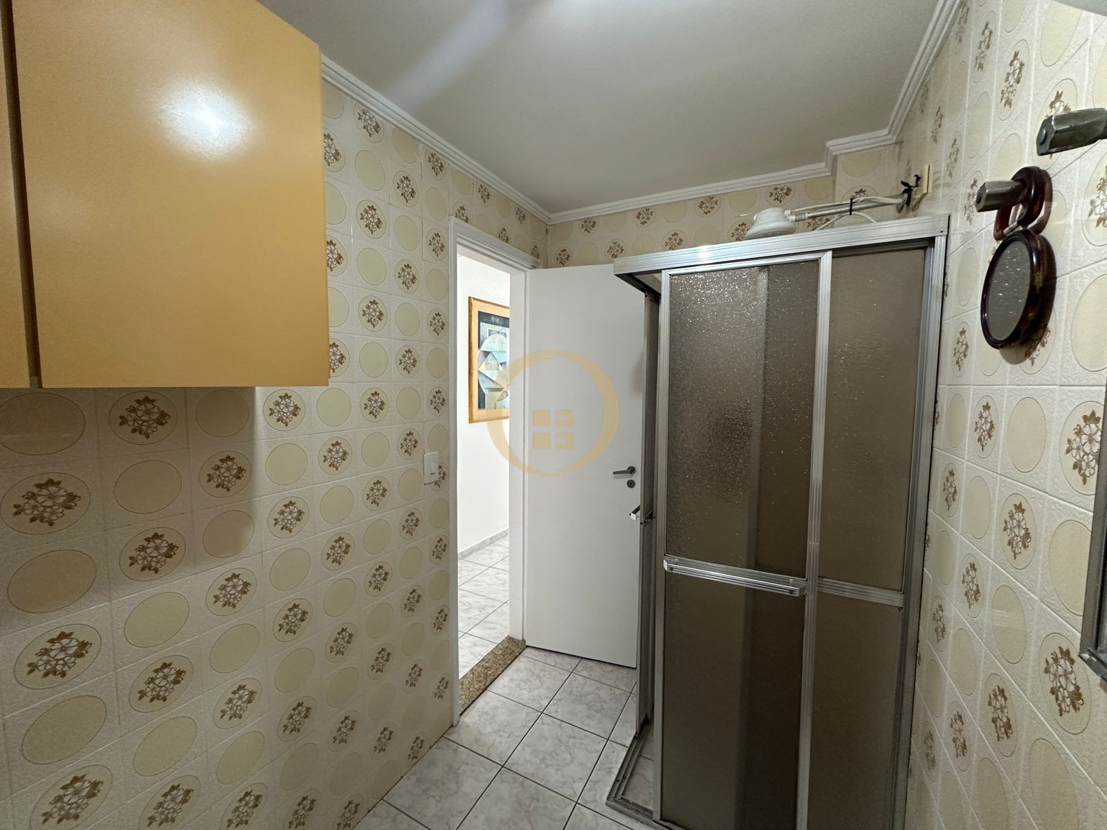 Apartamento na Praia da Pitangueiras, Guarujá-SP