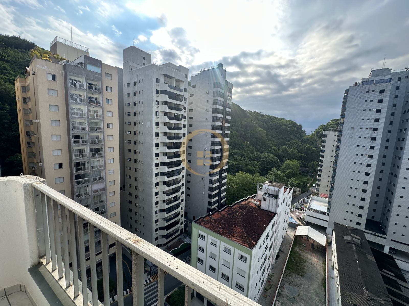 Apartamento na Praia da Pitangueiras, Guarujá-SP