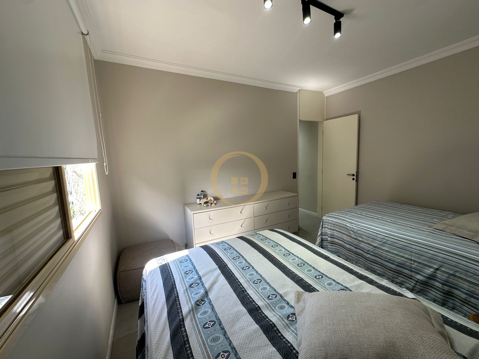 Apartamento na Praia da Enseada, Guarujá - SP