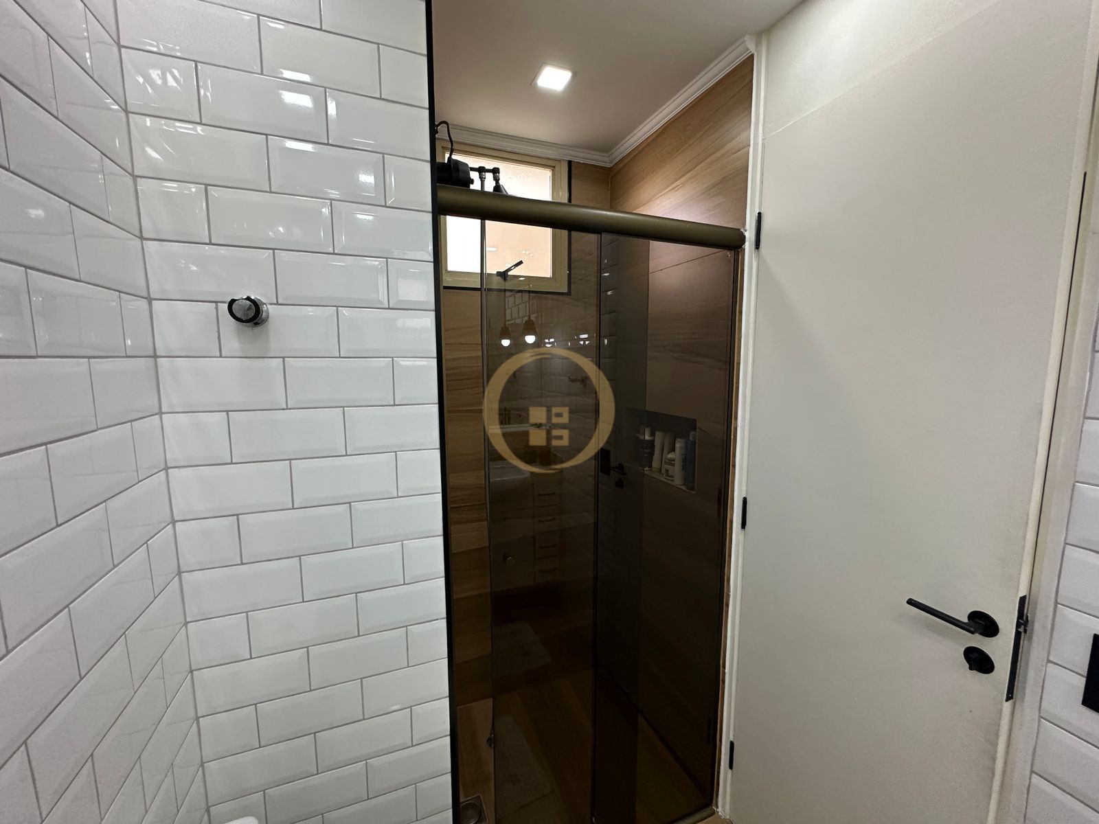 Apartamento na Praia da Enseada, Guarujá - SP
