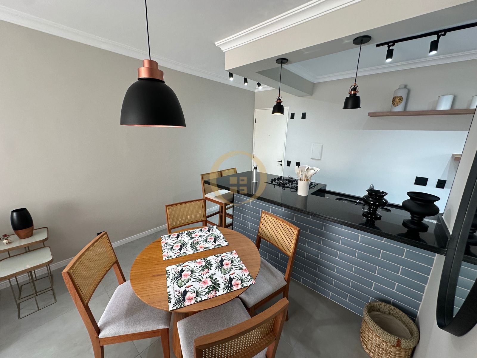 Apartamento na Praia da Enseada, Guarujá - SP