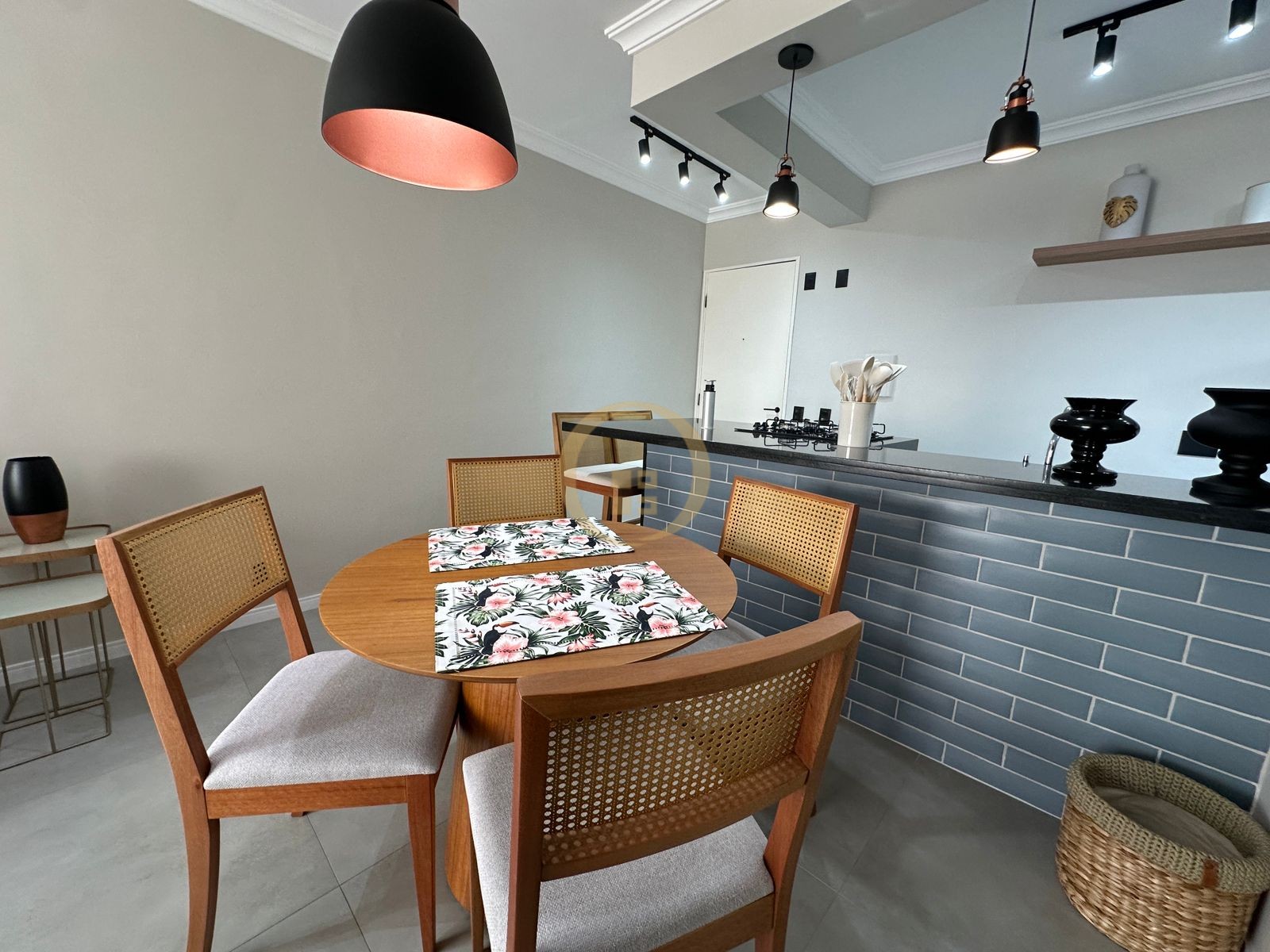 Apartamento na Praia da Enseada, Guarujá - SP