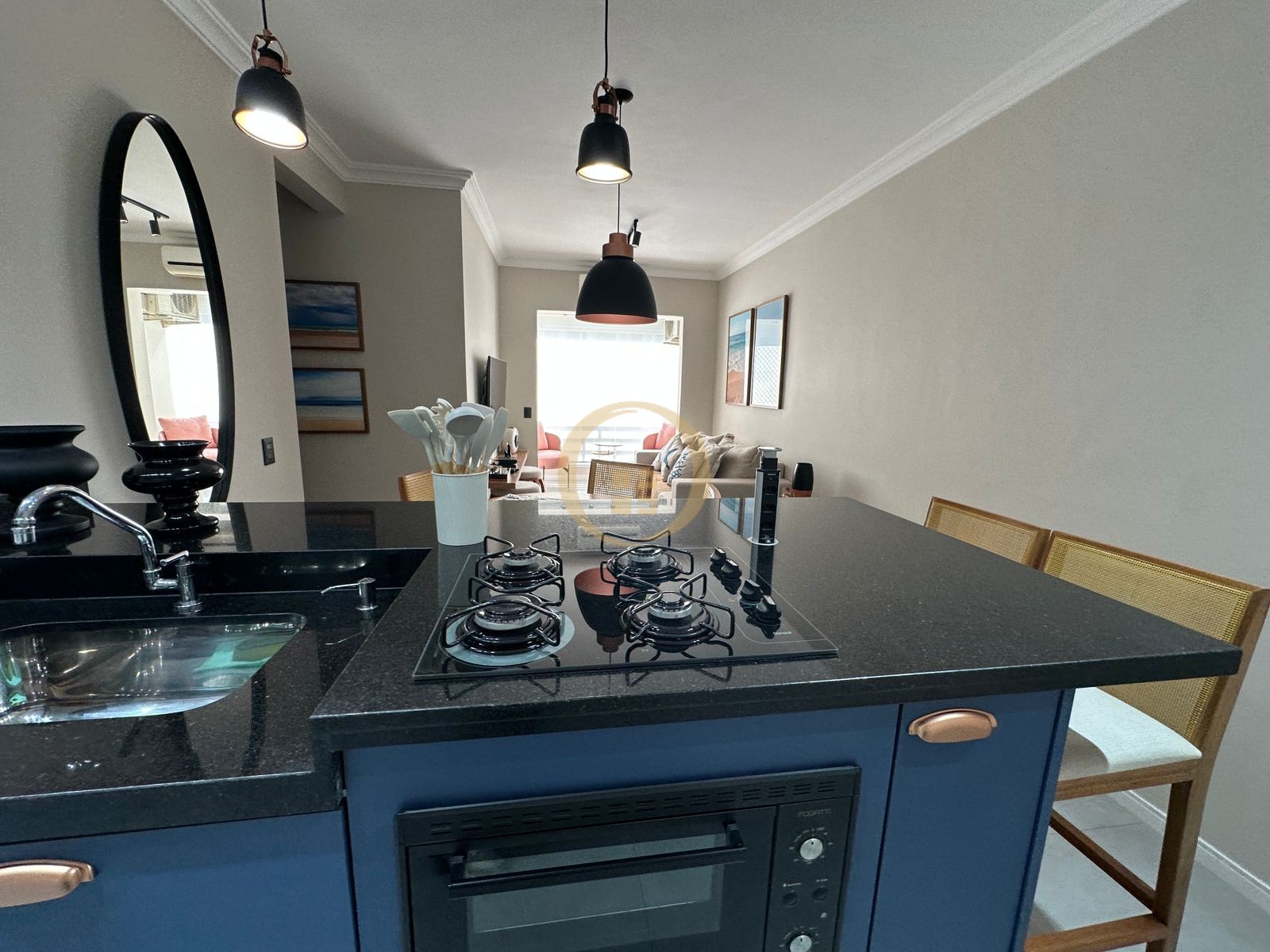 Apartamento na Praia da Enseada, Guarujá - SP