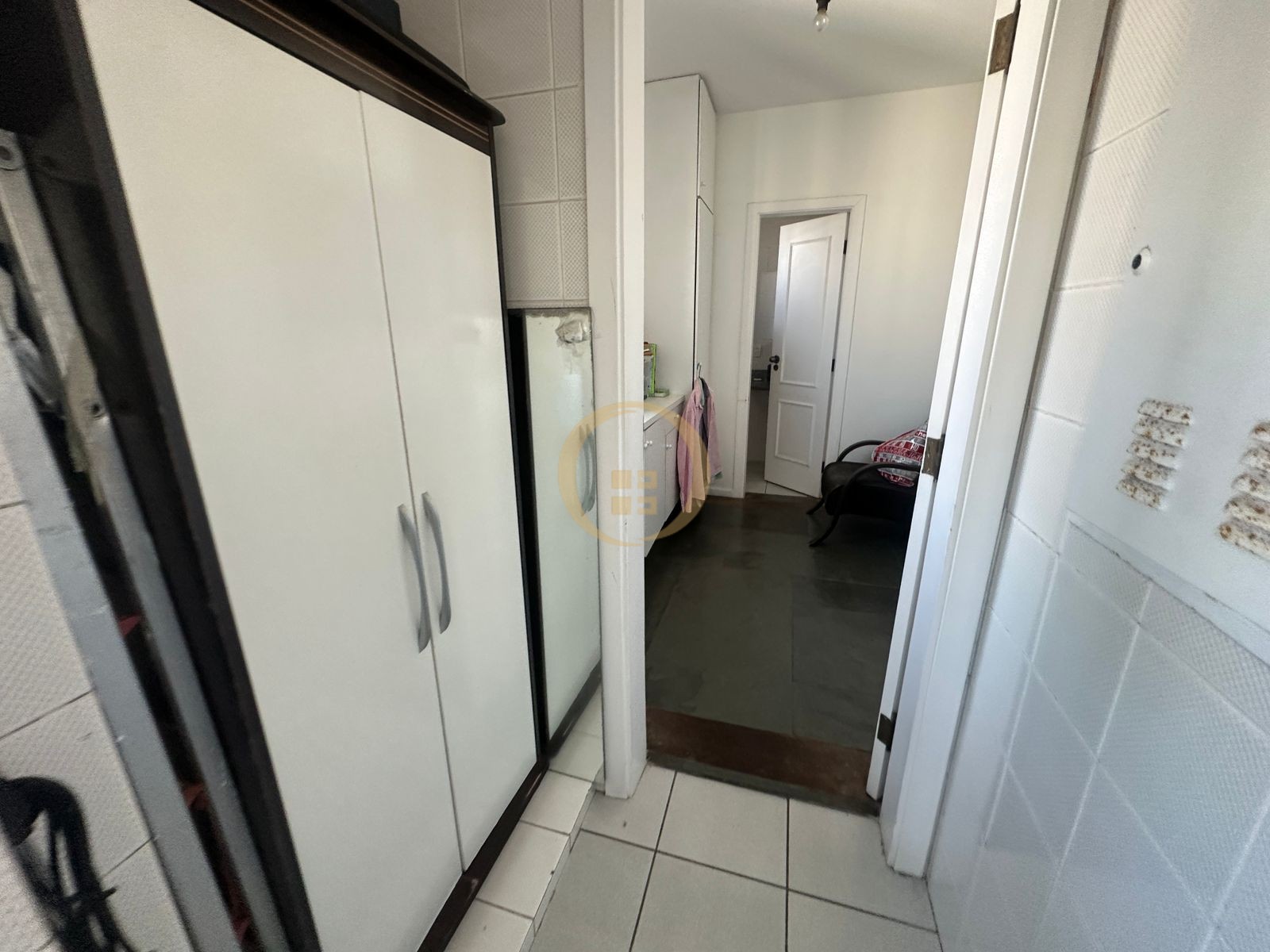 Apartamento na Praia da Pitangueiras, Guarujá - SP