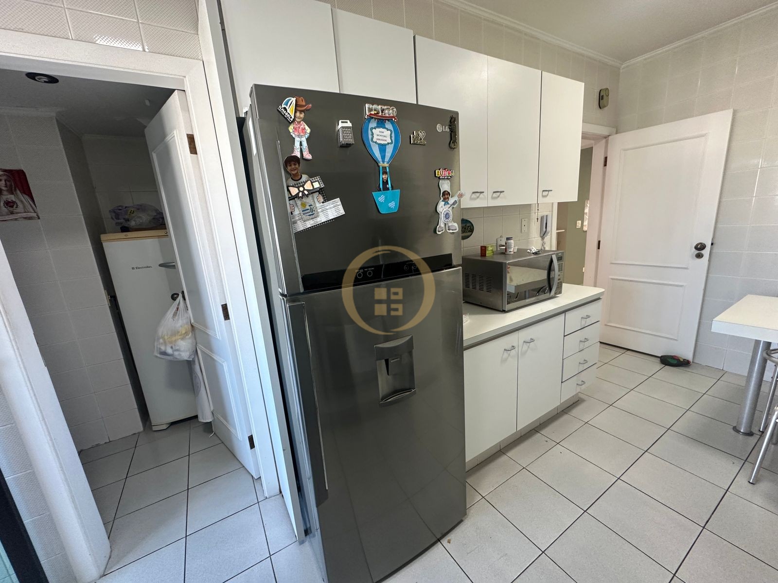 Apartamento na Praia da Pitangueiras, Guarujá - SP