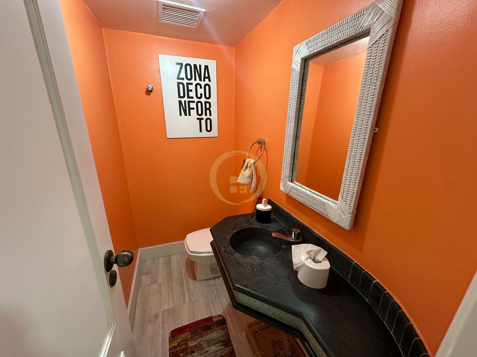 Apartamento na Praia da Pitangueiras, Guarujá - SP