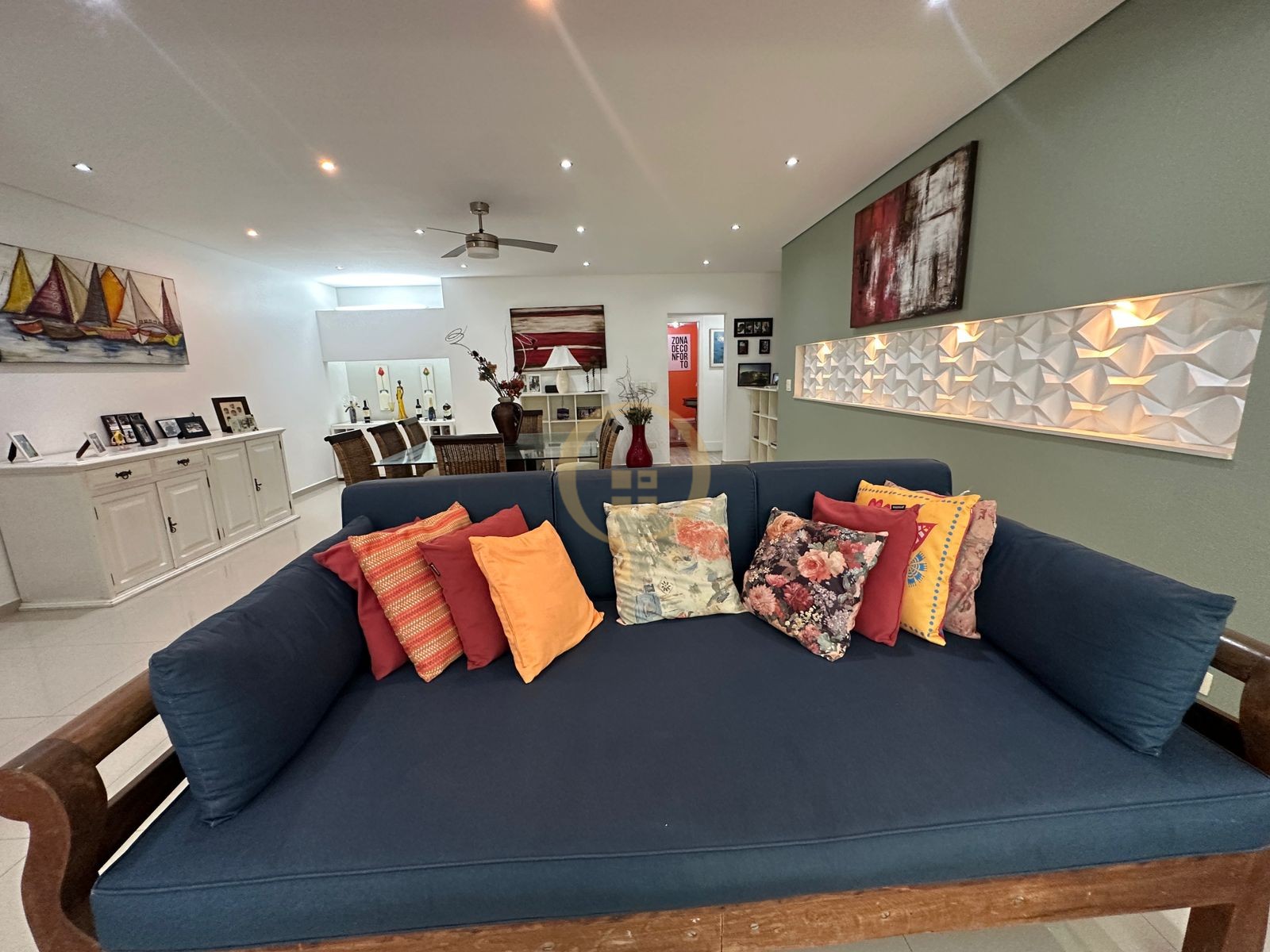 Apartamento na Praia da Pitangueiras, Guarujá - SP
