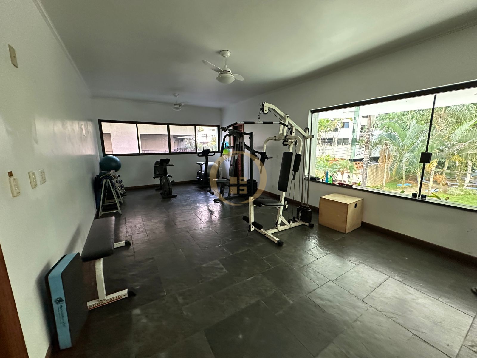 Apartamento na Praia da Pitangueiras, Guarujá - SP