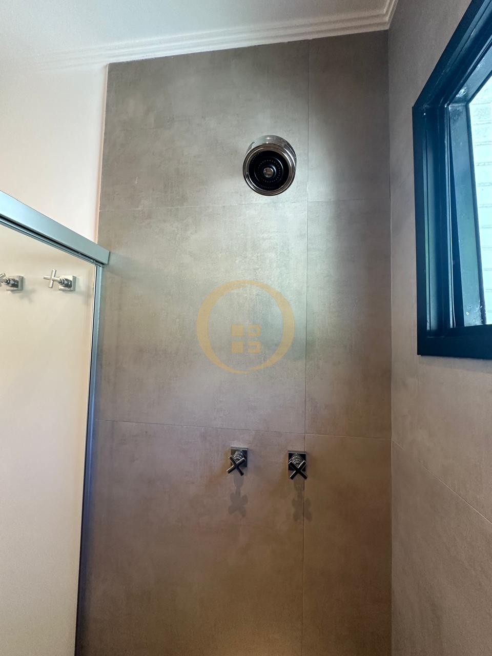 Apartamento Frente ao Mar nas Pitangueiras, Guarujá - SP