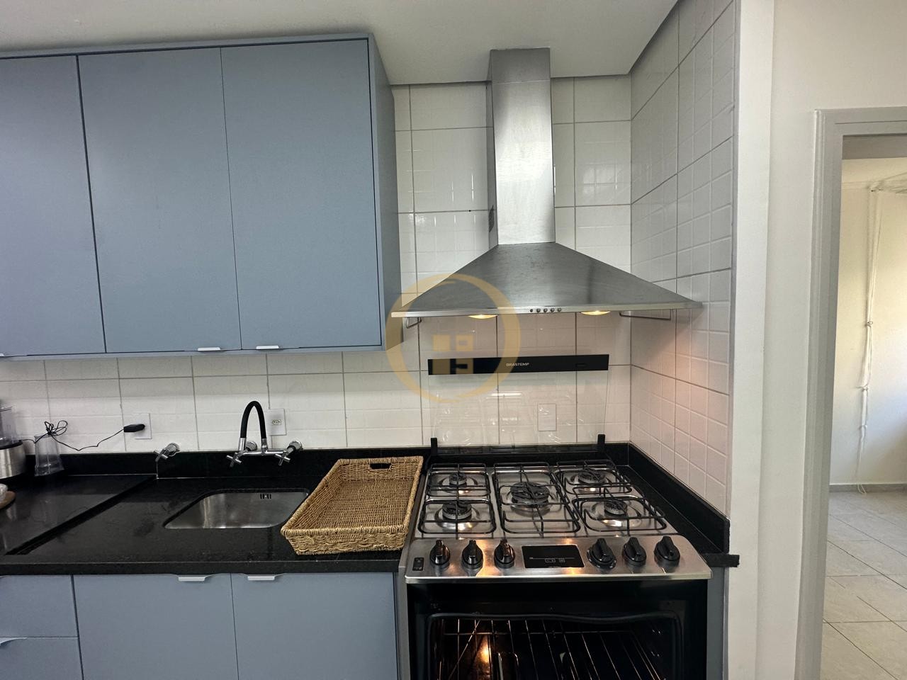 Apartamento Frente ao Mar nas Pitangueiras, Guarujá - SP