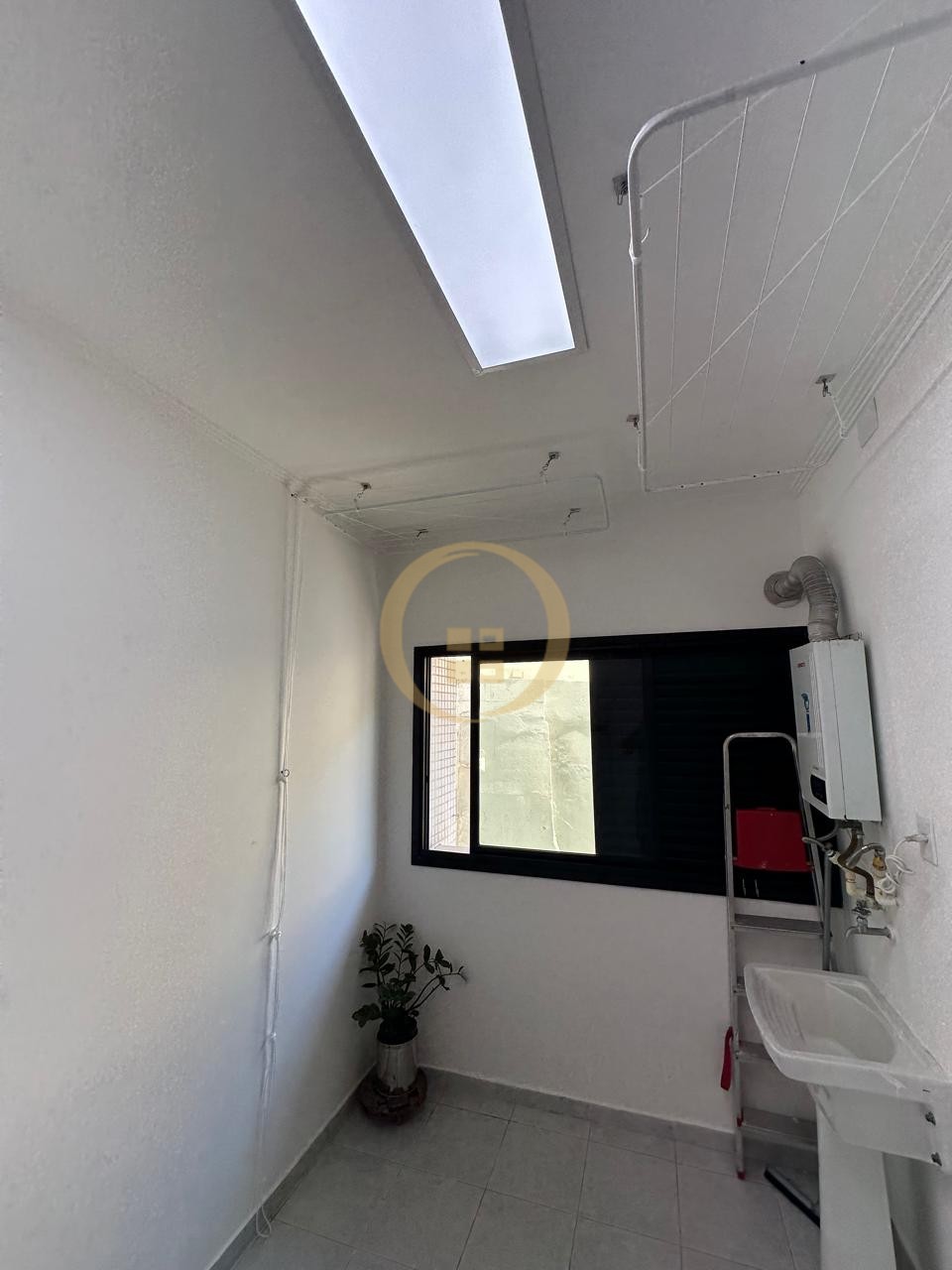 Apartamento Frente ao Mar nas Pitangueiras, Guarujá - SP