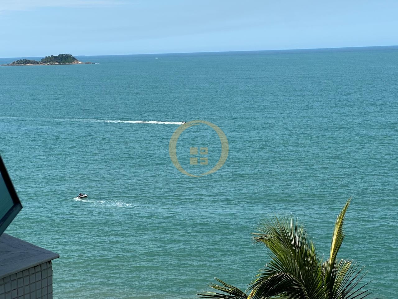 Apartamento Frente ao Mar nas Pitangueiras, Guarujá - SP