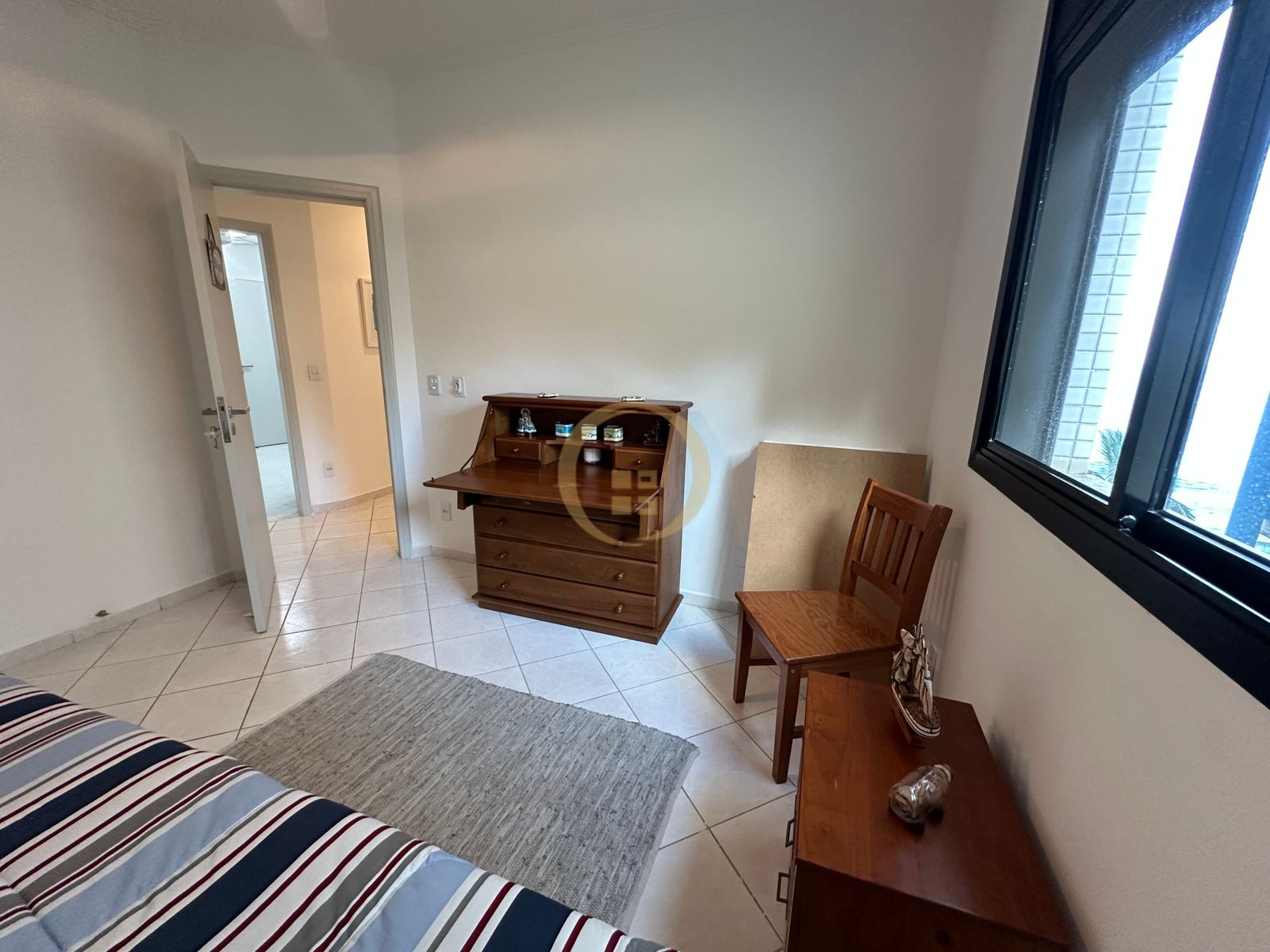 Apartamento Frente ao Mar nas Pitangueiras, Guarujá - SP
