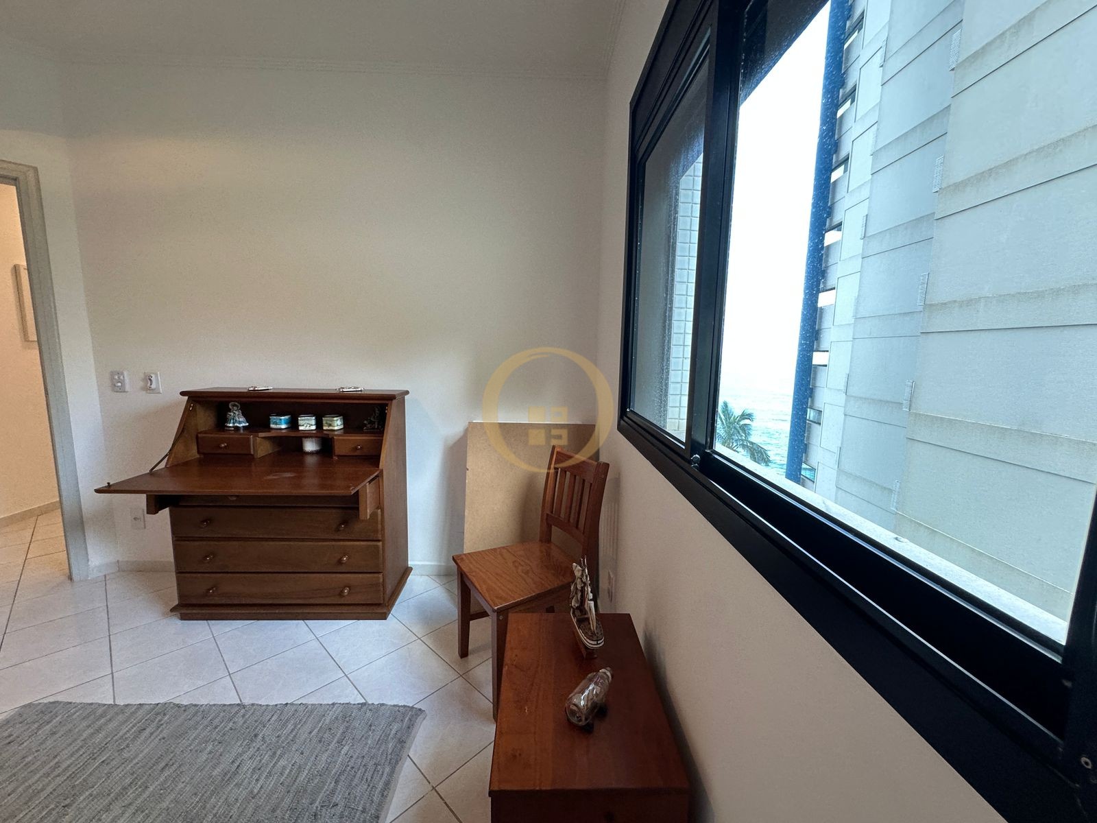 Apartamento Frente ao Mar nas Pitangueiras, Guarujá - SP