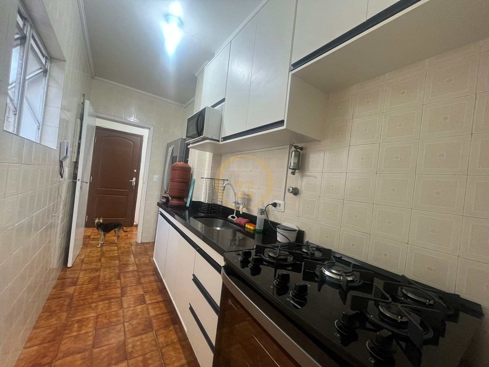 Apartamento na Praia das Pitangueiras, Guarujá - SP