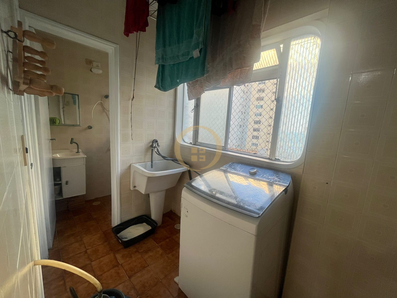 Apartamento na Praia das Pitangueiras, Guarujá - SP