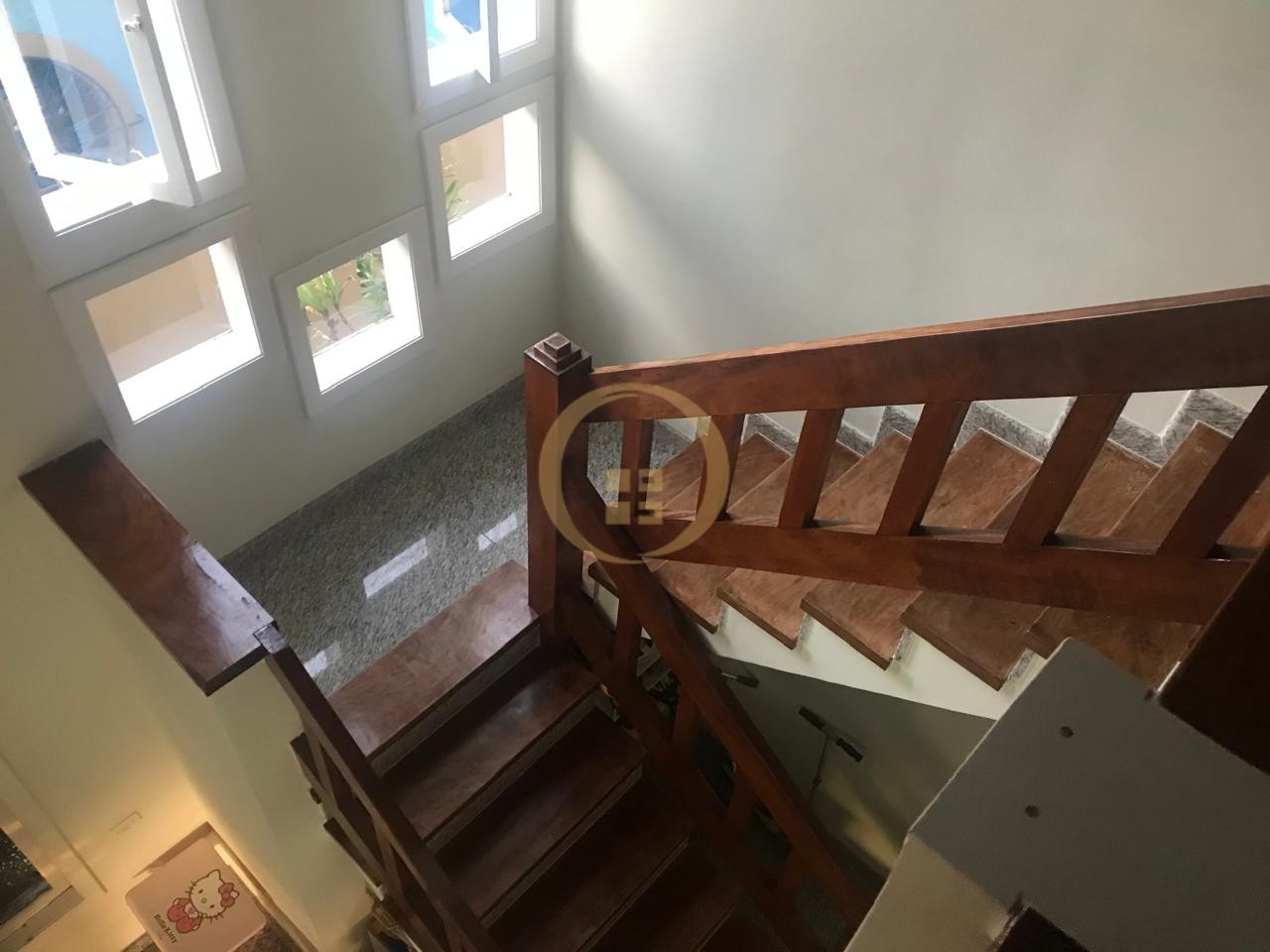 Casa Duplex à Venda no Guaiuba - Guarujá