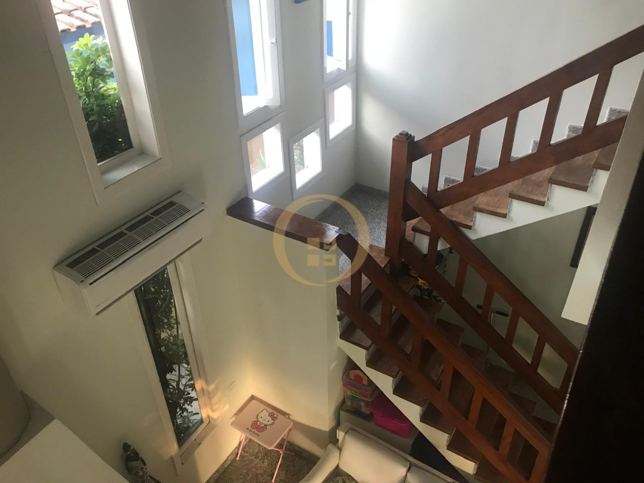 Casa Duplex à Venda no Guaiuba - Guarujá
