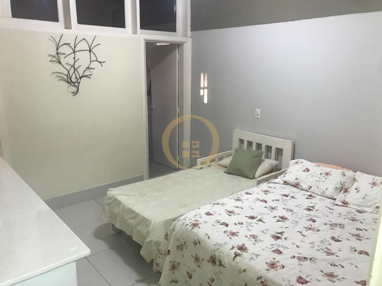 Casa Duplex à Venda no Guaiuba - Guarujá