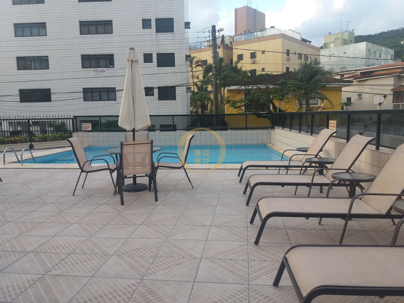 Apartamento na Praia da Enseada, Guarujá - SP