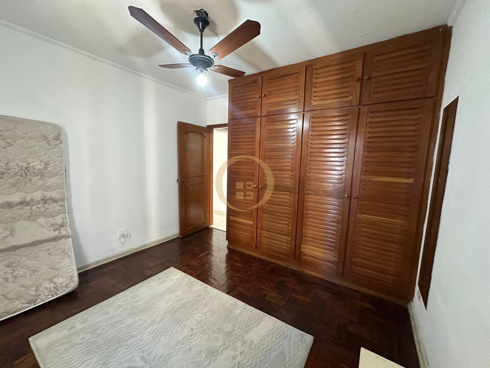 Apartamento na Praia das Astúrias, Guarujá - SP