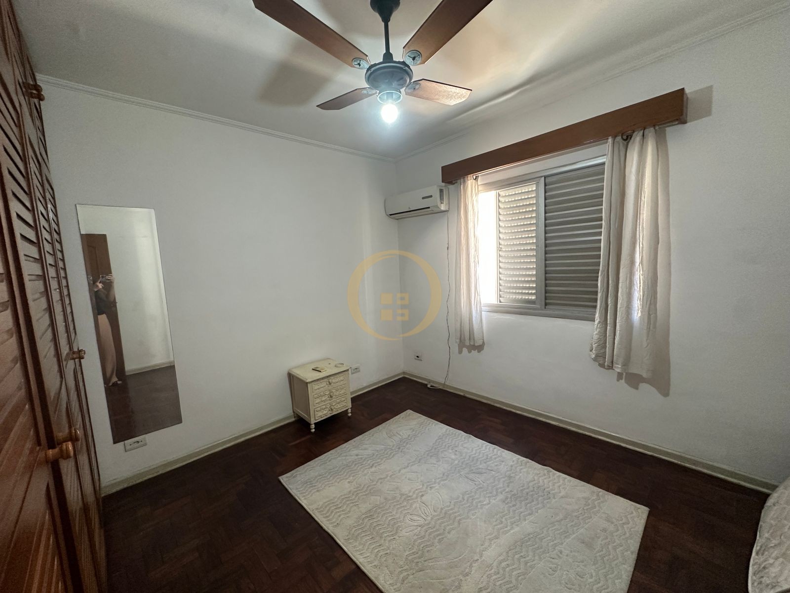 Apartamento na Praia das Astúrias, Guarujá - SP