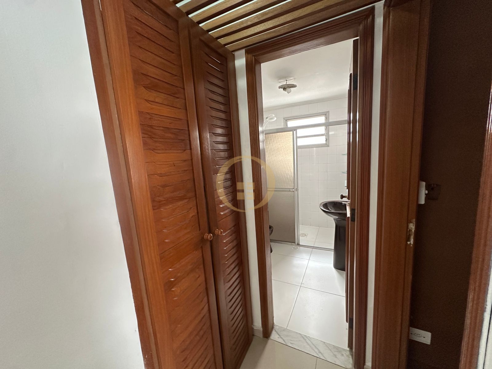 Apartamento na Praia das Astúrias, Guarujá - SP