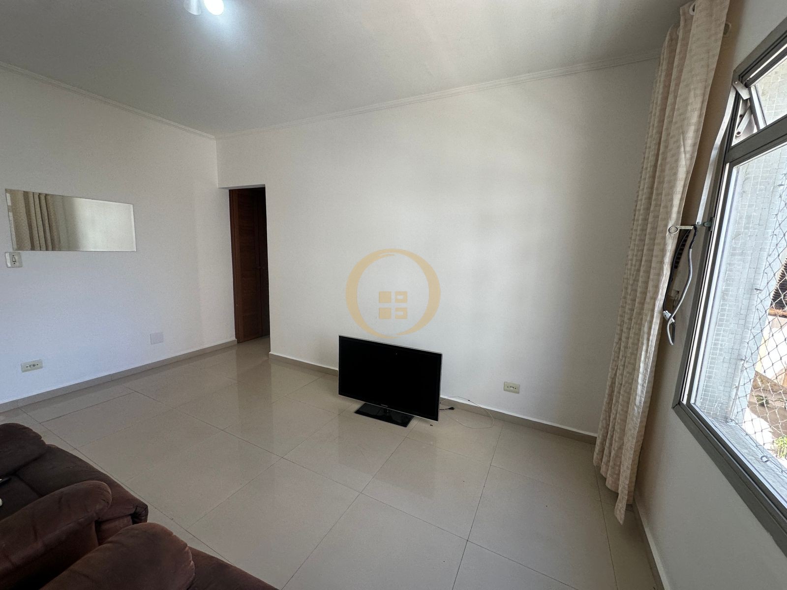 Apartamento na Praia das Astúrias, Guarujá - SP