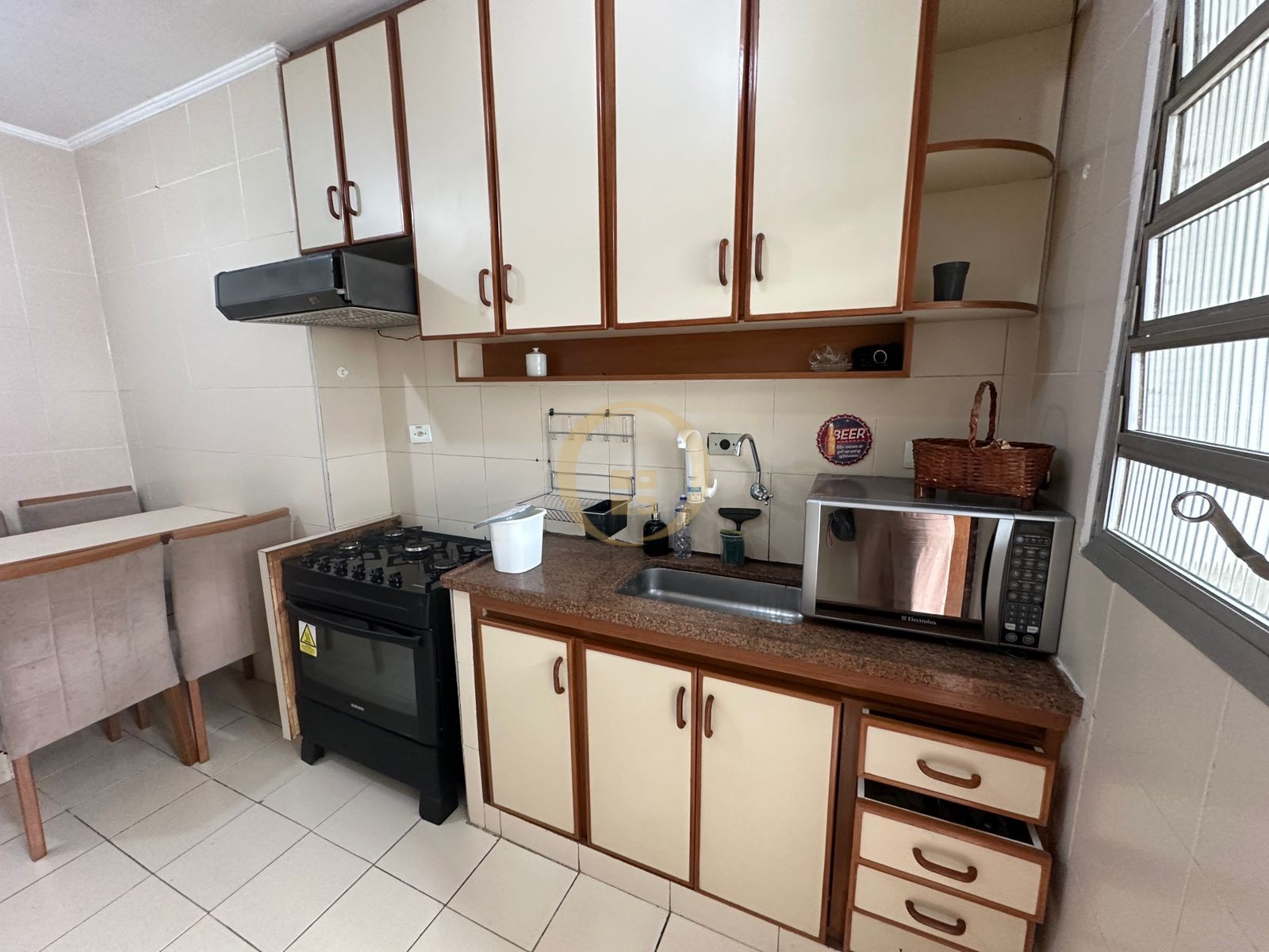 Apartamento na Praia das Astúrias, Guarujá - SP
