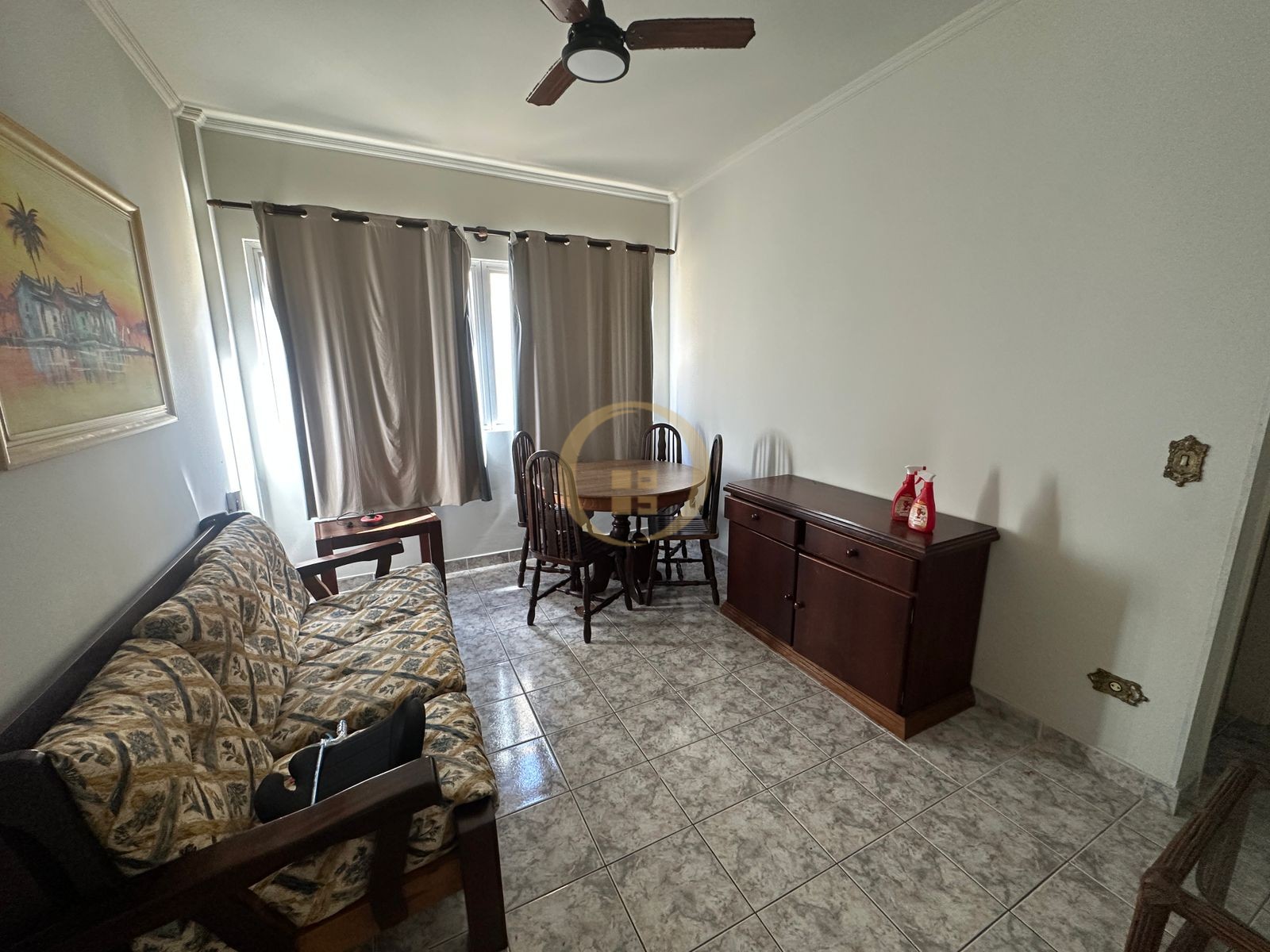 Apartamento na Praia da Enseada, Guarujá - SP