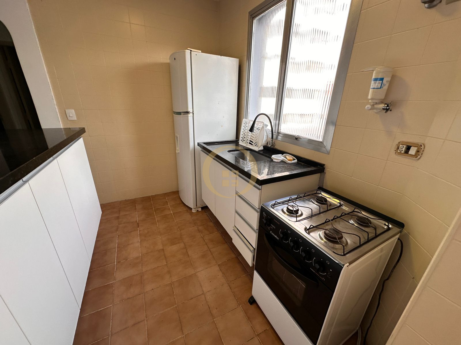 Apartamento na Praia das Astúrias, Guarujá - SP