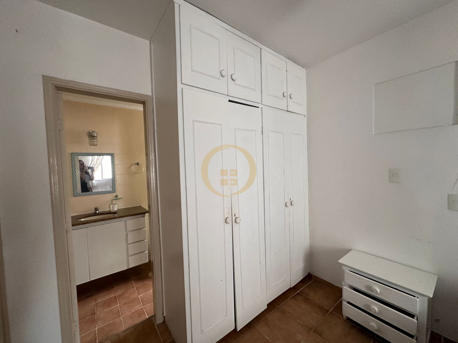 Apartamento na Praia das Astúrias, Guarujá - SP
