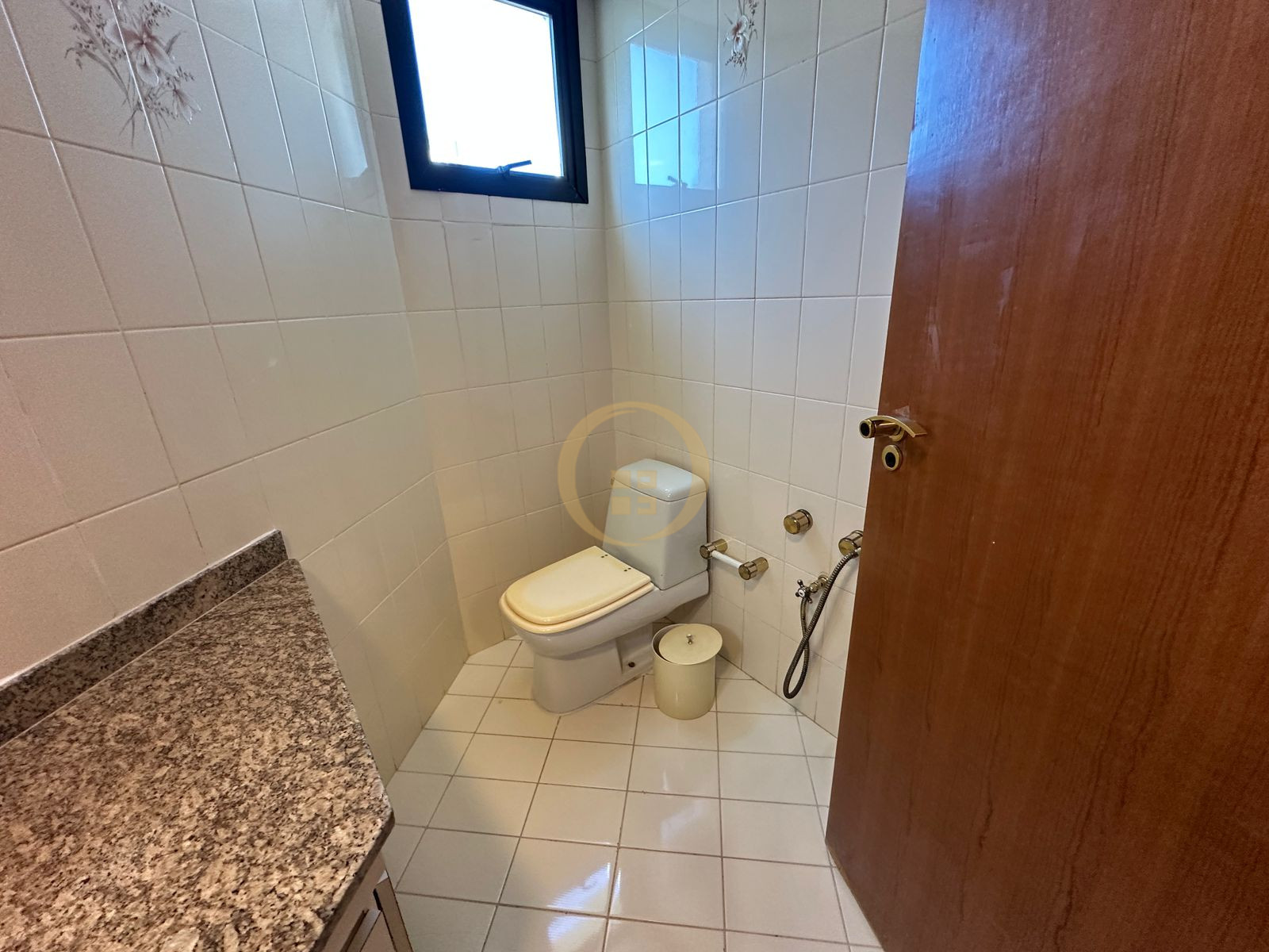 Apartamento na Praia da Enseada, Guarujá - SP