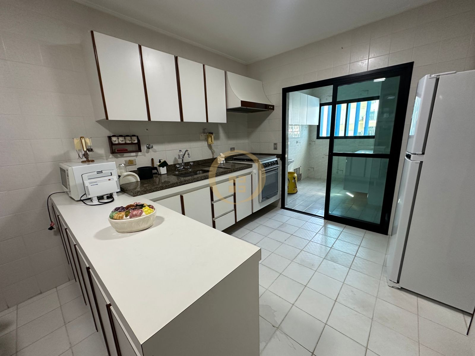 Apartamento na Praia da Enseada, Guarujá - SP