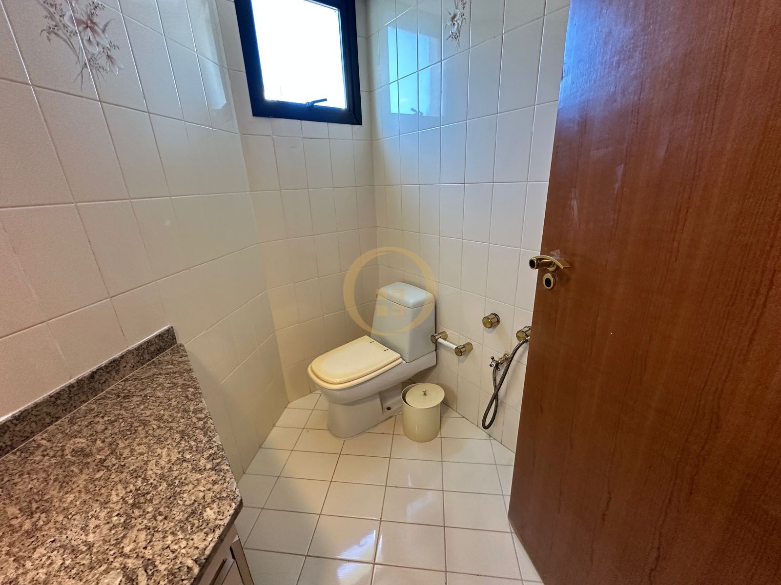 Apartamento na Praia da Enseada, Guarujá - SP