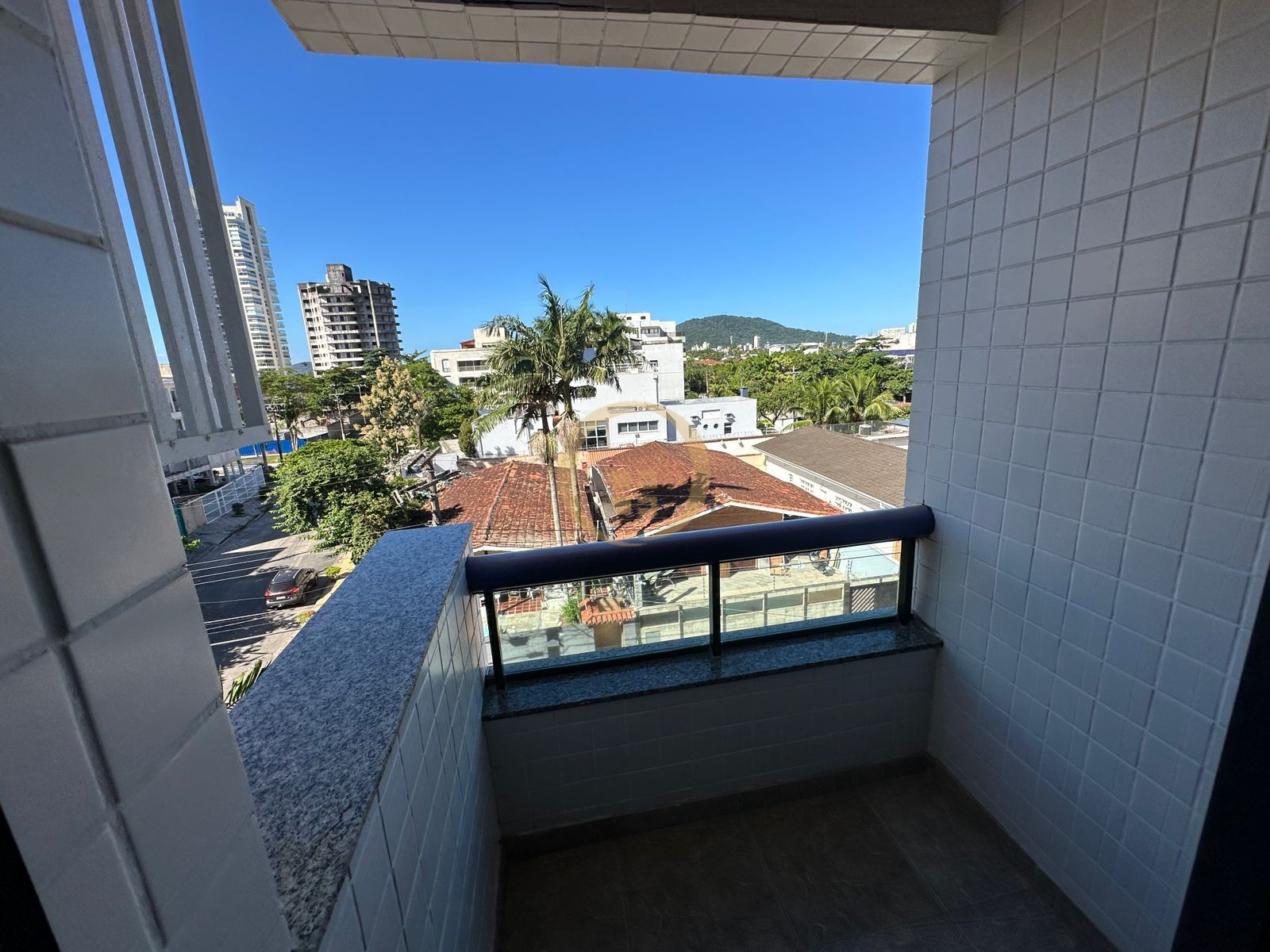 Apartamento na Praia da Enseada, Guarujá - SP