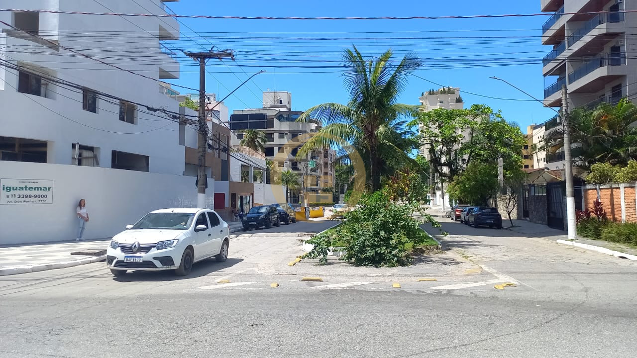Apartamento na Praia da Enseada, Guarujá - SP