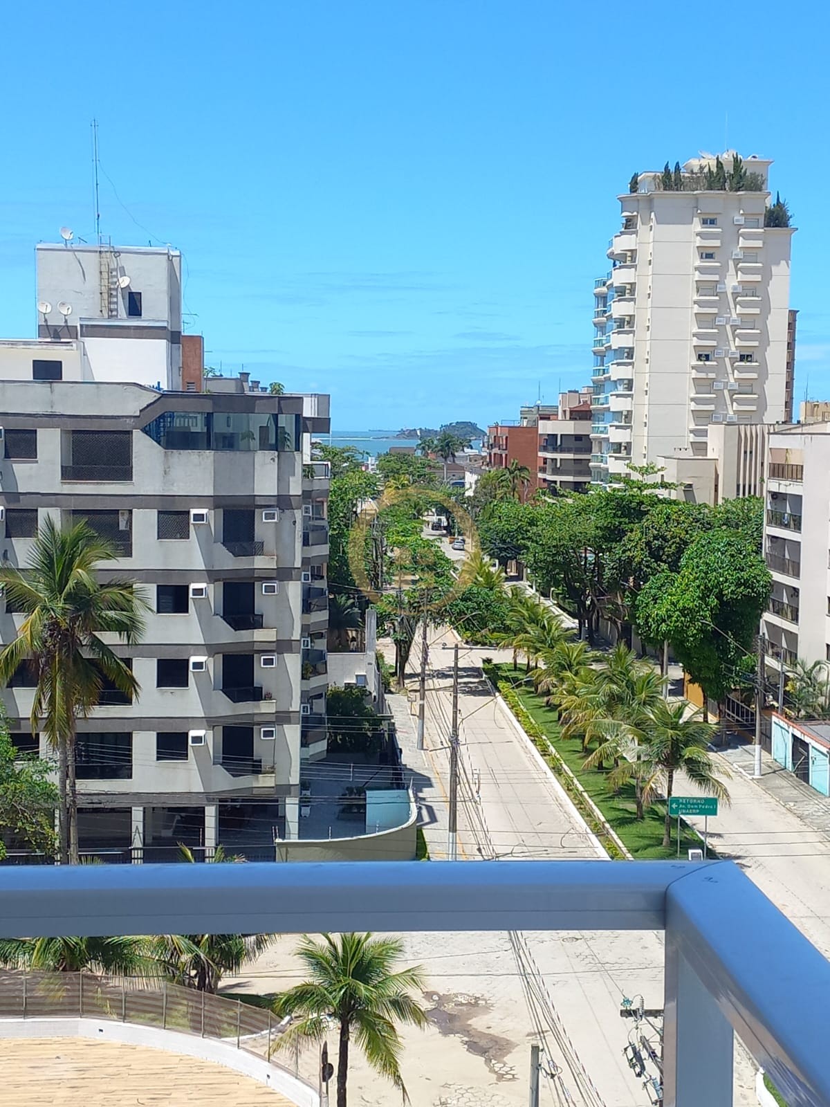 Apartamento na Praia da Enseada, Guarujá - SP