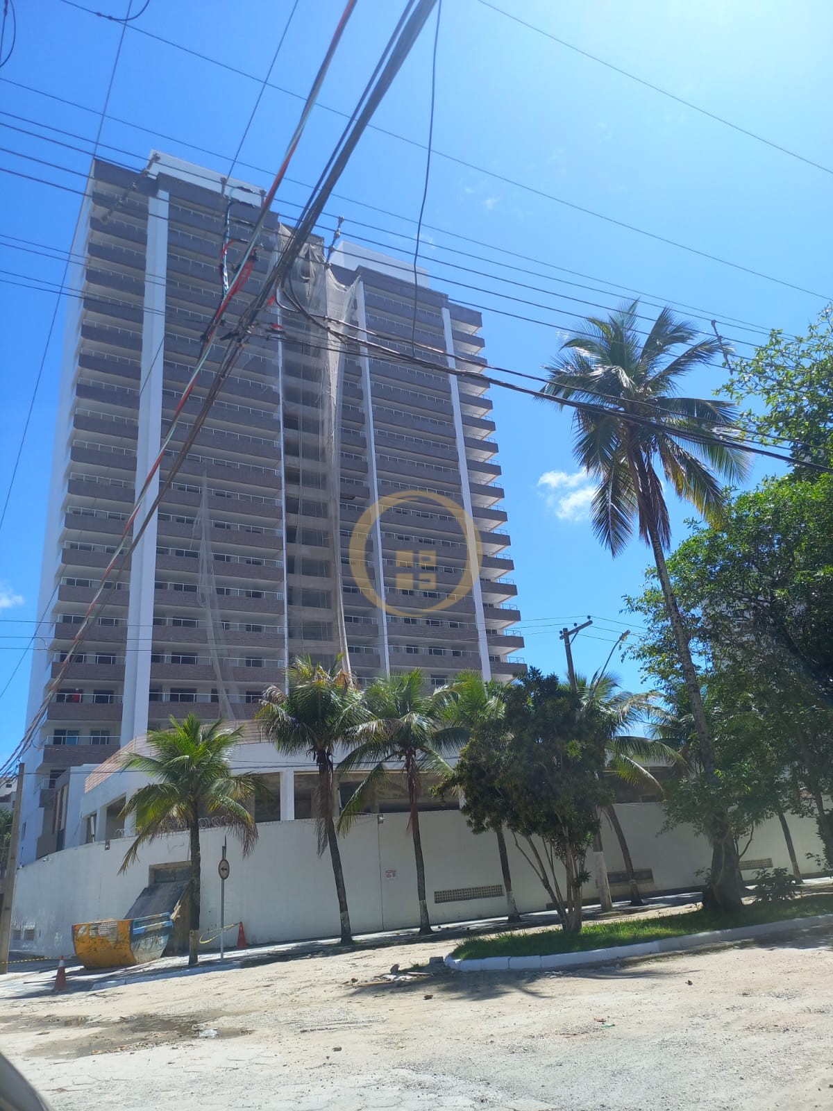 Apartamento na Praia da Enseada, Guarujá - SP