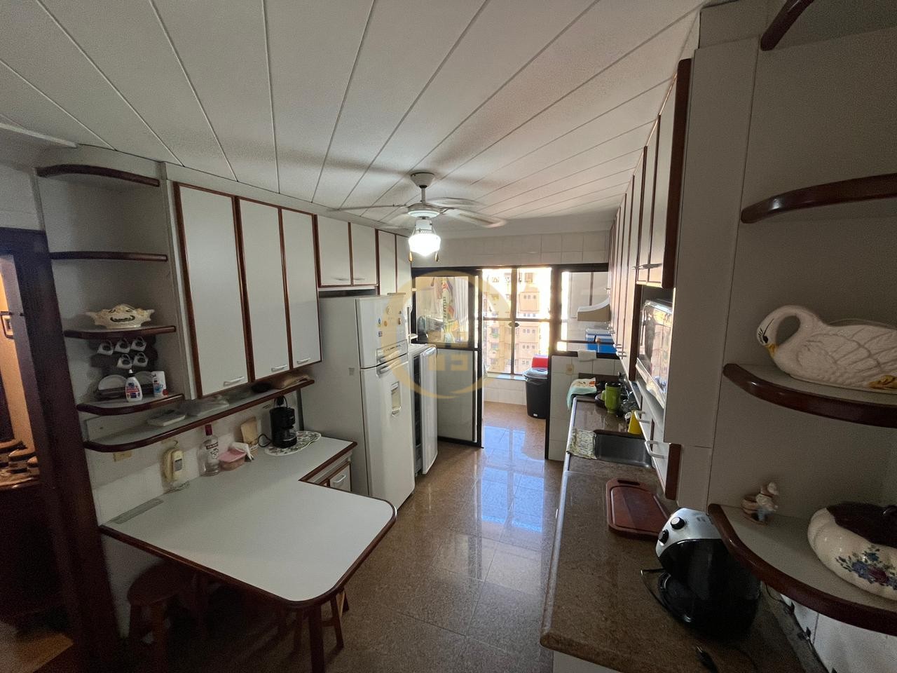 Apartamento na Praia da Enseada, Guarujá - SP