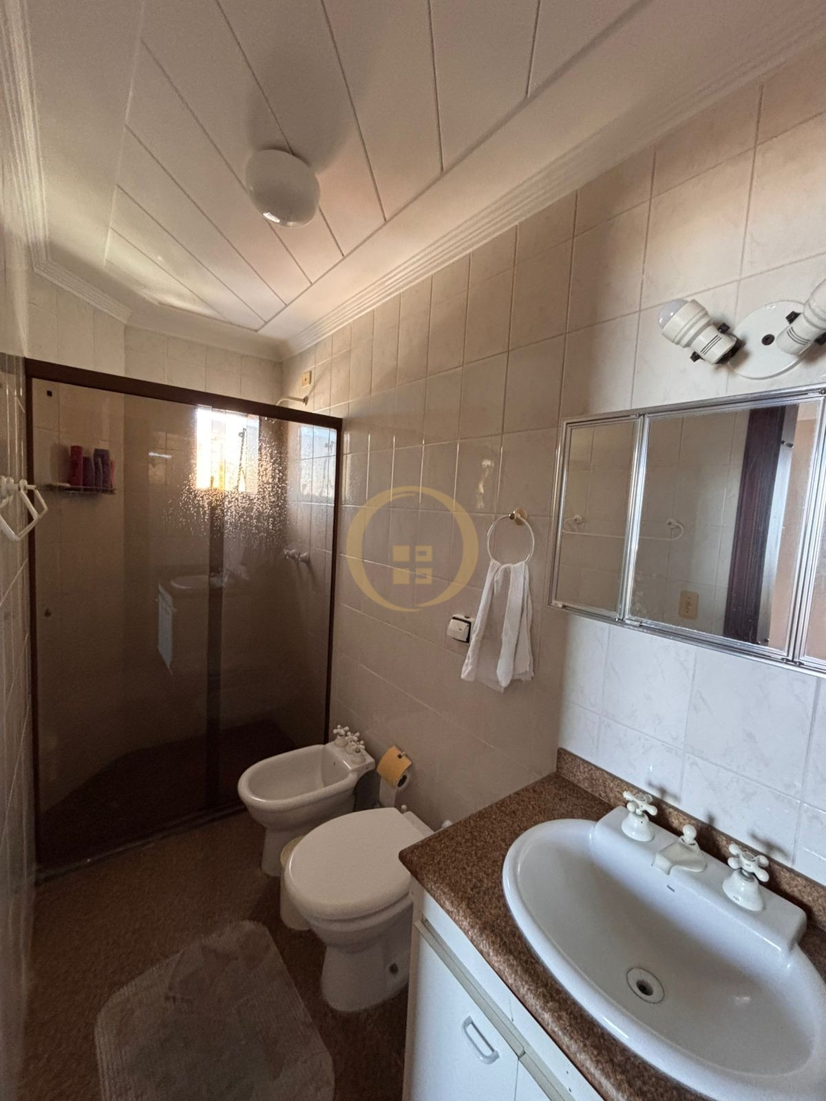 Apartamento na Praia da Enseada, Guarujá - SP