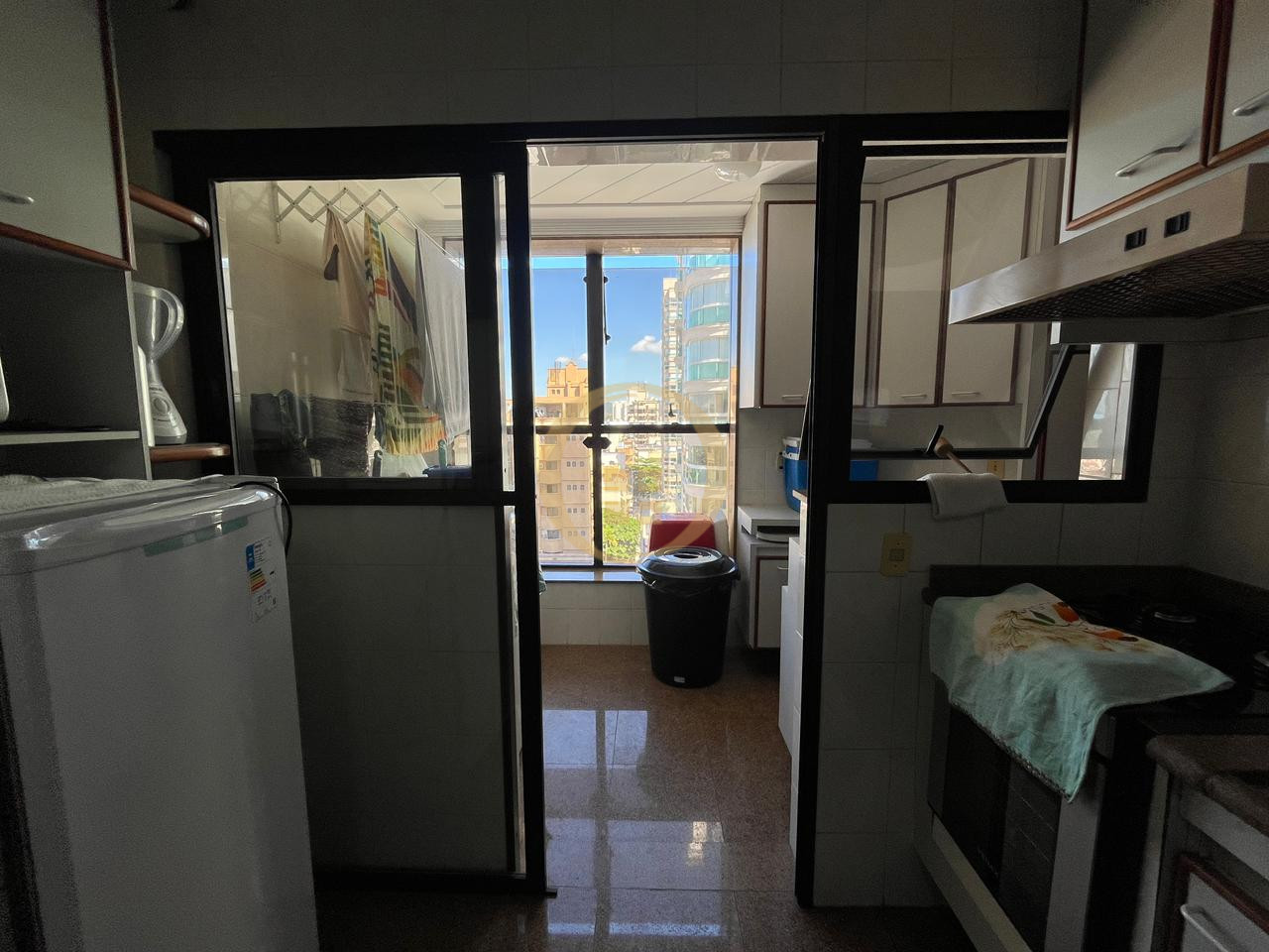 Apartamento na Praia da Enseada, Guarujá - SP