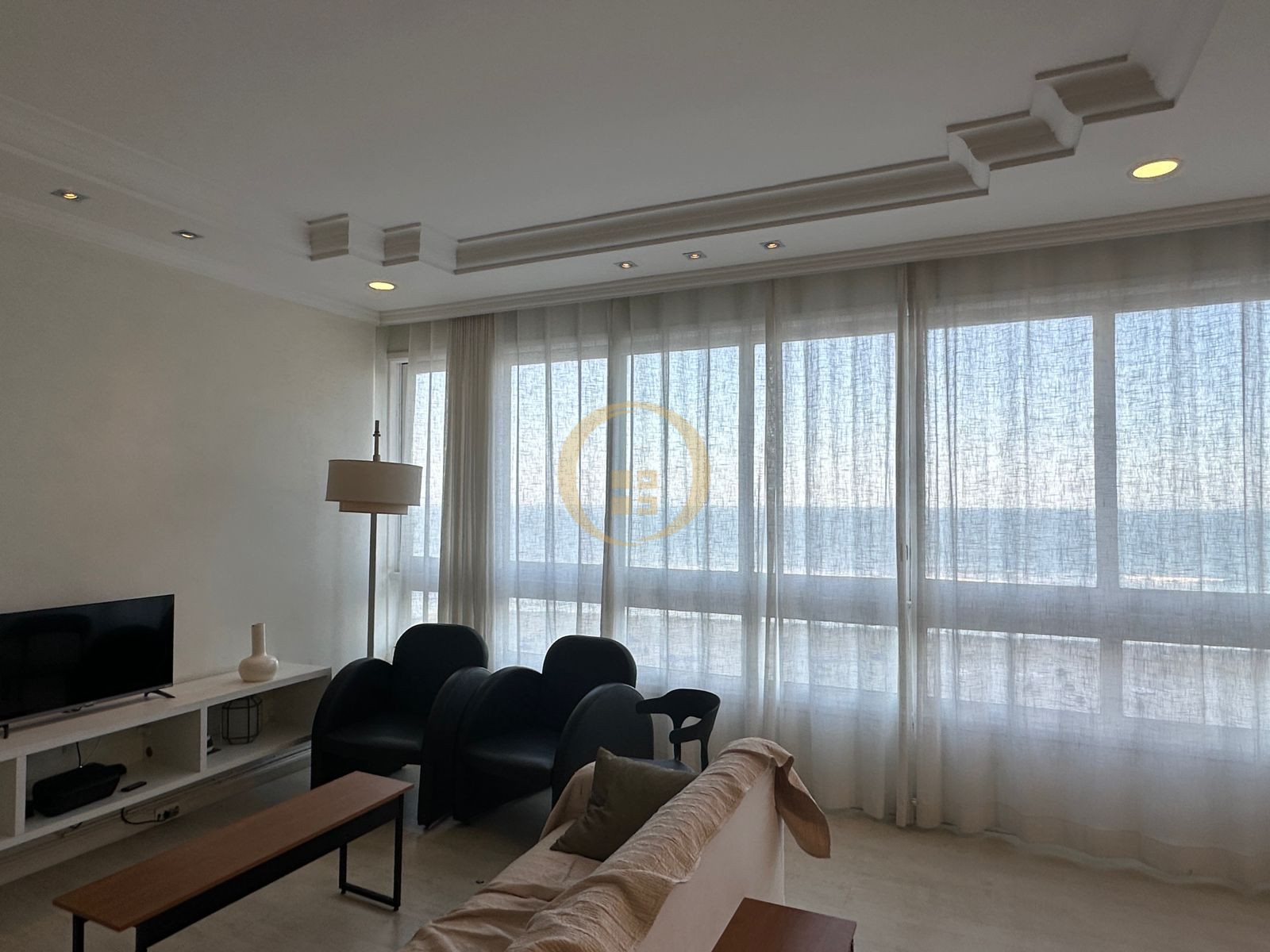 Apartamento Frente ao Mar nas Pitangueiras, Guarujá - SP