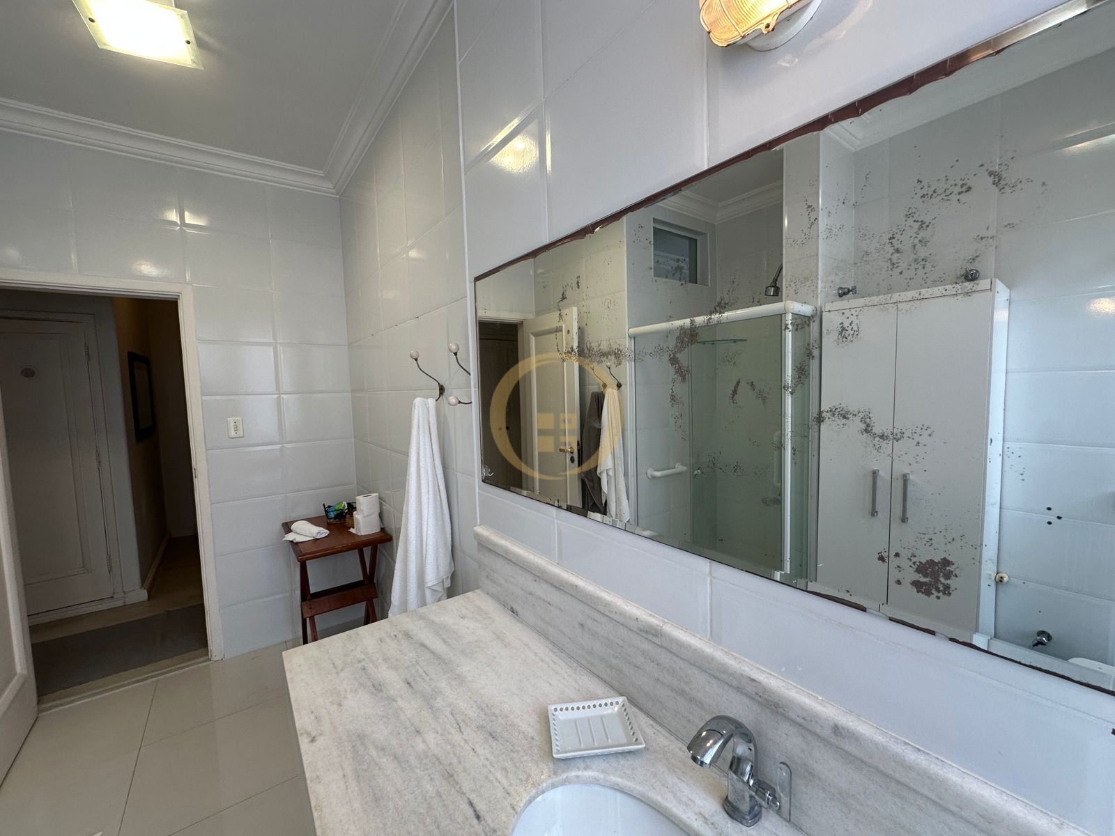 Apartamento Frente ao Mar nas Pitangueiras, Guarujá - SP