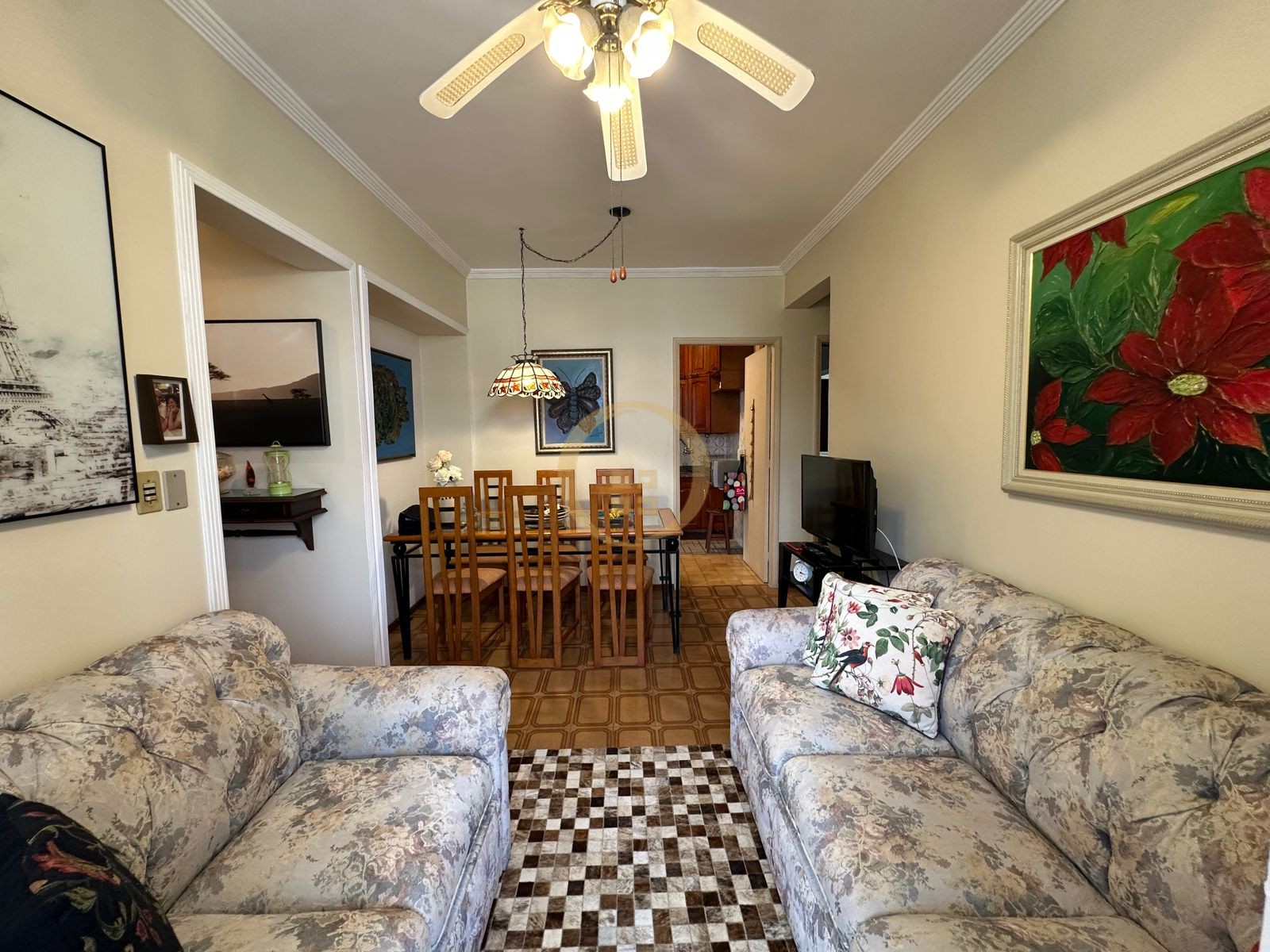 Apartamento na Praia da Enseada, Guarujá - SP