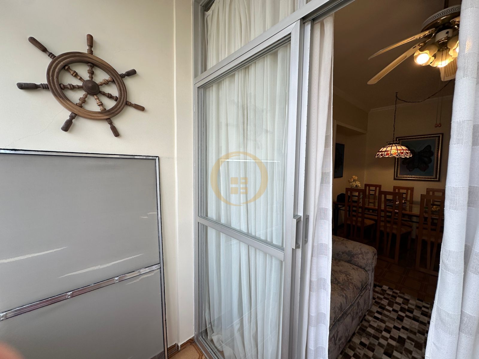 Apartamento na Praia da Enseada, Guarujá - SP